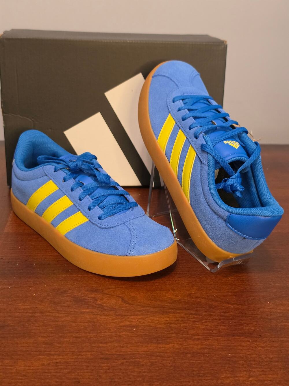 Adidas VL Court 3.0 K JH8723 Youth 4 Blue Yellow Gum – Brand New